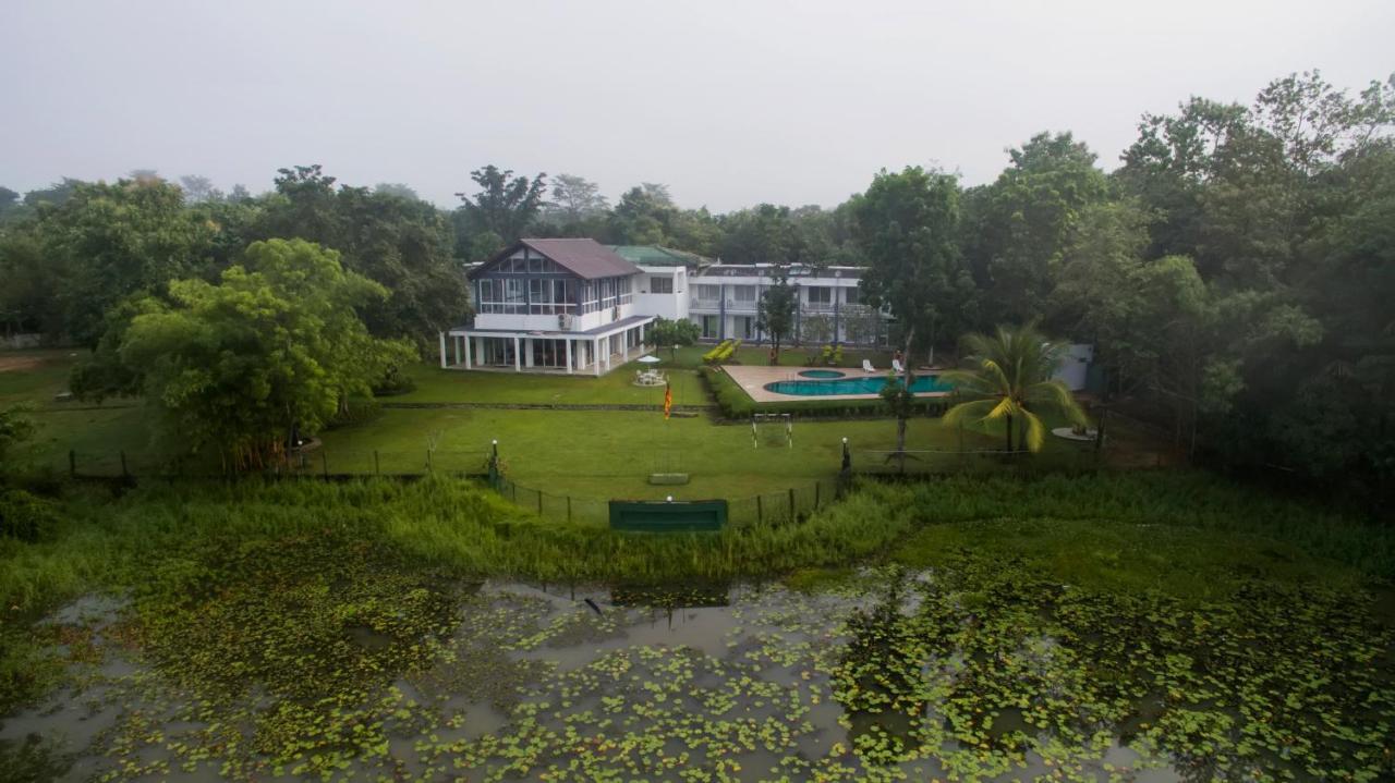 Lavendish Wild Safari Hotel Wasgamuwa Екстериор снимка